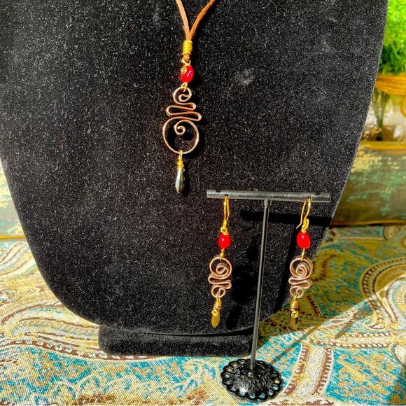 Hand Crafted Jewelry - Red Coral Hematite Hand Crafted Wire Wrap Bent Metal Necklace Earrings Set